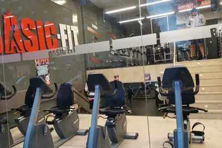 Basic-Fit Gimnasio Madrid Sor Angela de la Cruz