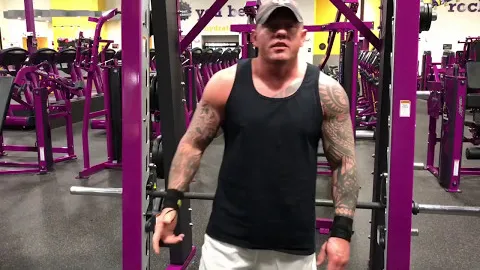 Squat On Smith Machine