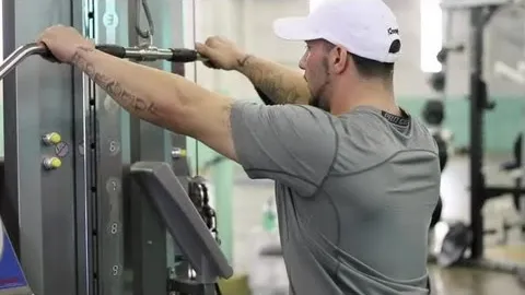 Straight Arm Lat Pulldown