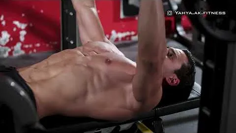 Smith Machine Regular Bench Press