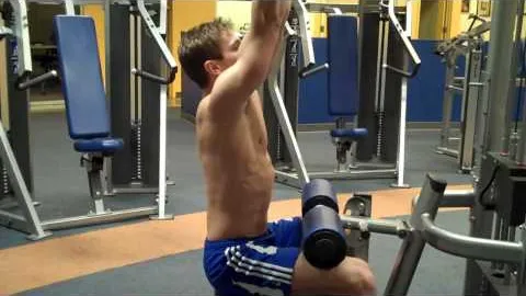 Reverse Lat Pulldown