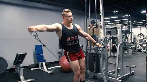 Leaning Cable Lateral Raise
